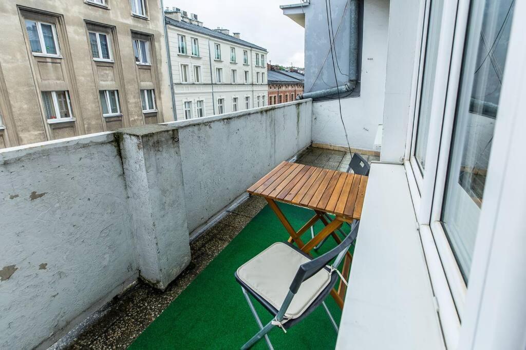 Serene In The Center - By Upstairs * Cracovia