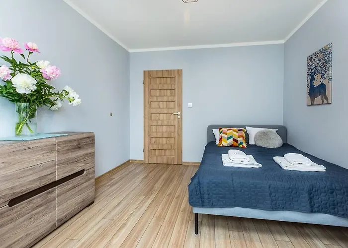 Serene Apartment In The City Center - By Upstairs